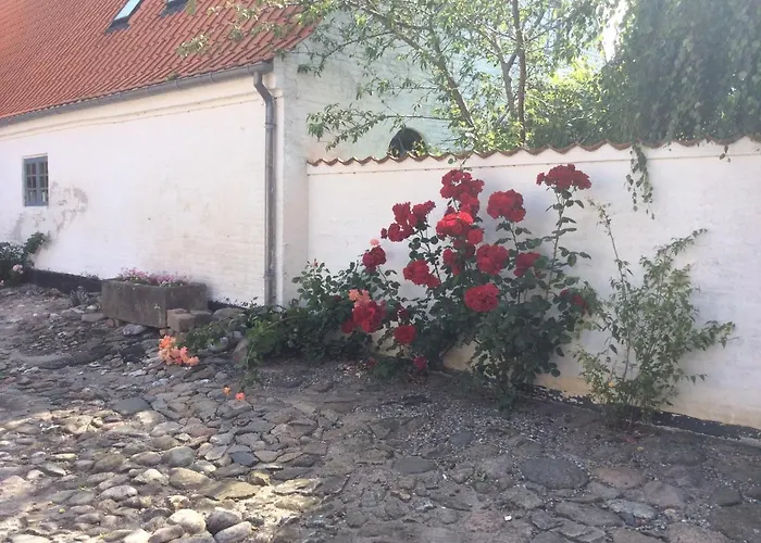 Kjobing Manor